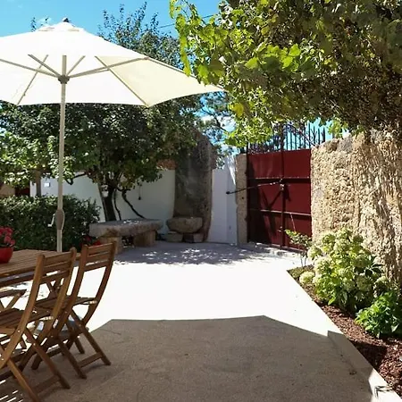 Casas Do Torreão 3 Casas De Local Alfaiates