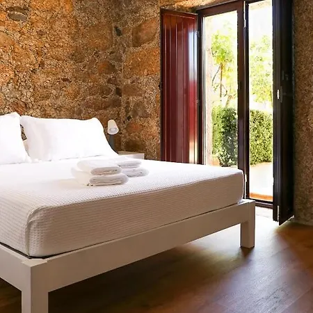 Casas Do Torreão 3 Casas De Local * Alfaiates