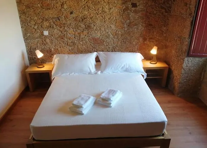 Casas Do Torreao 3 Casas De Local * Alfaiates